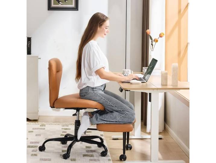 Modenuit Chaise de bureau pivotante réglable avec repose-pieds roulettes silencieuses cuir orange