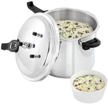 MegaChef 9.5 Quart Induction and Stovetop Pressure Cooker/Canner with Steamer