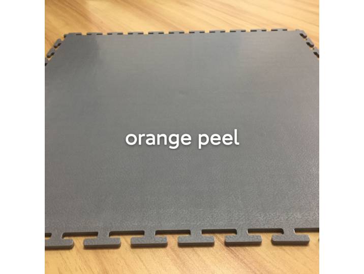 Carreaux de sol de Garage en vinyle PVC imbriqués, conception modulaire ventilée pour atelier automobile, étanche avec un excellent Service, offre spéciale