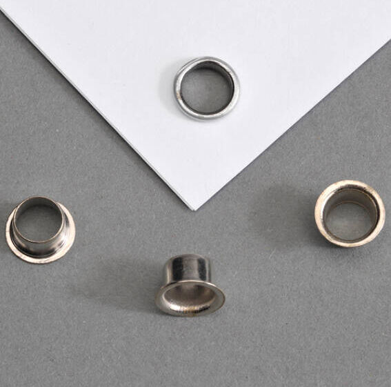 SPRINTIS 10000 Unités - Œillets pour papier nickelé   type similaire 8E - 5,4mm - 3,3mm, métal, argent