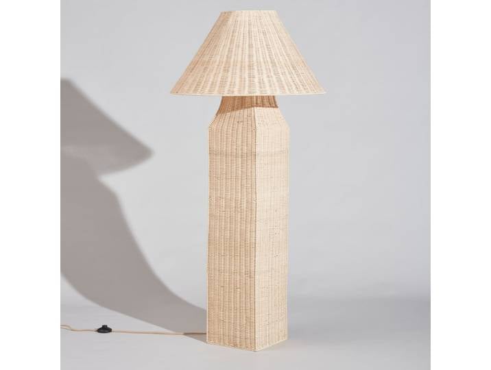 Lampadaire conique en rotin H149