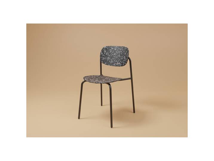 Chaise visiteur USO - Assise et dossier incurvés - Pour intérieur et extérieur - Empilable - Noir - Pieds Noir