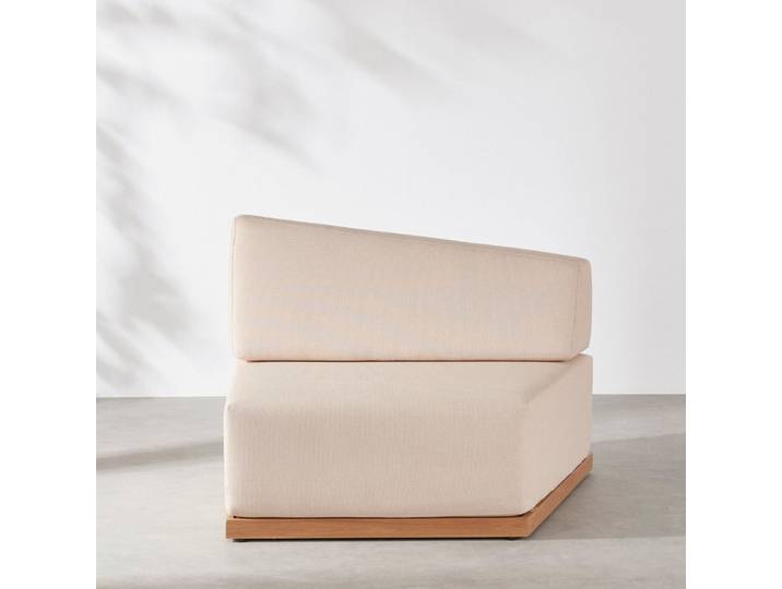Asymmetrische Chaiselongue mit linksseitiger Neigung für ein modulares, professionelles Gartensofa aus beigefarbenem Stoff