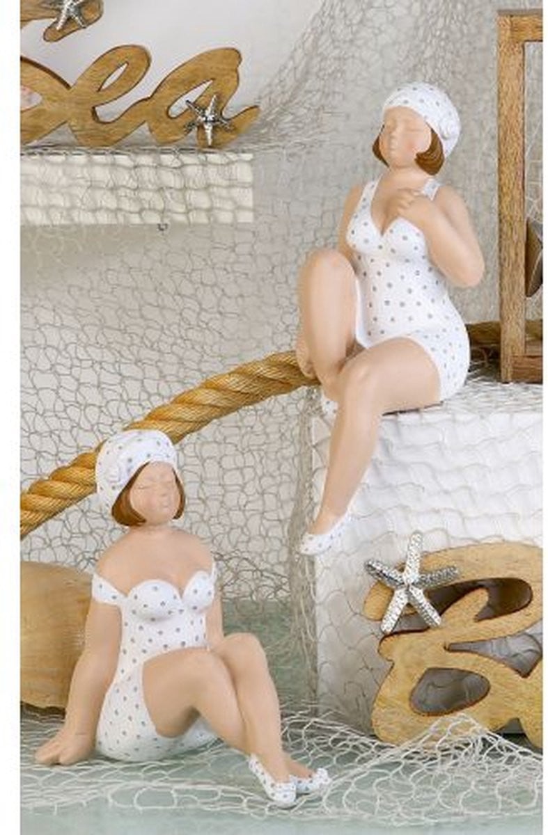 Gilde Set van 2 Badgasten Beeldjes Becky Dames in Wit Badpak met Stipjes - Decoratieve Randzitters - Polyresin - Hoogte: 31 cm