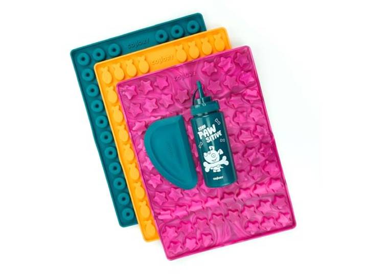 Collory große Backmatten Hundekekse Starter Paket inkl. Zubehör (5er Set), Hundeleckerlis in MEDIUM backen, Dosierflasche und Schaber, Lebensmittelecht & Bpa-frei