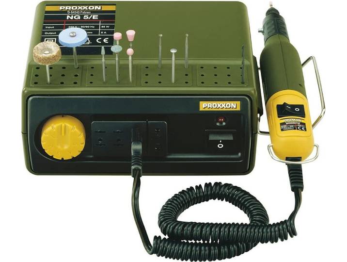 Proxxon 28704 MICROMOT Netzgerät NG 5/E mit 3 Anschlussbuchsen 12 Volt 5 Ampere