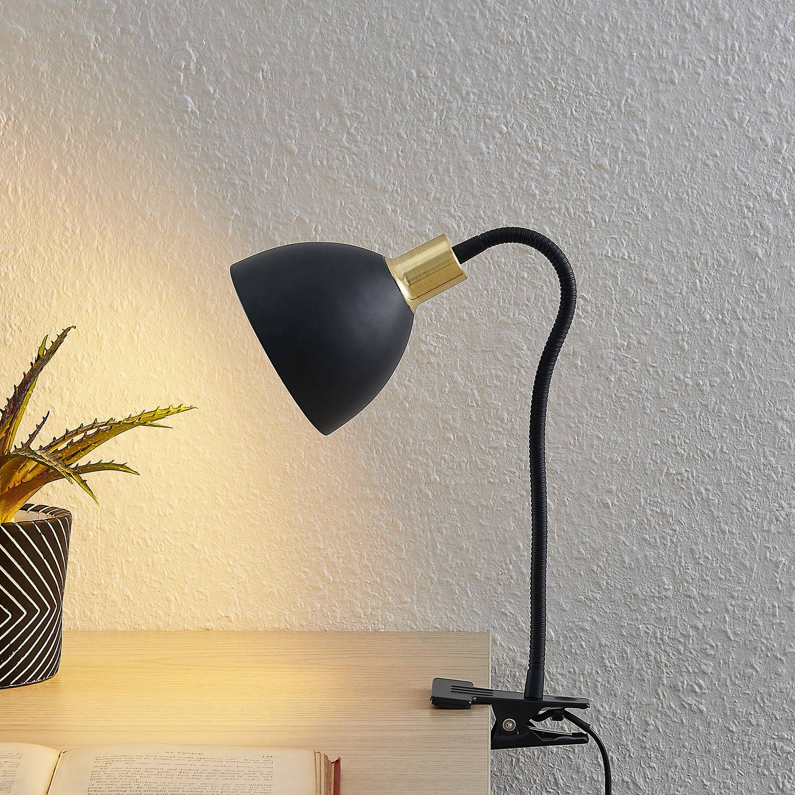Clip On Light Genora Lindby, Black, Living / Dining Room, metal, Modern, Table Lamp