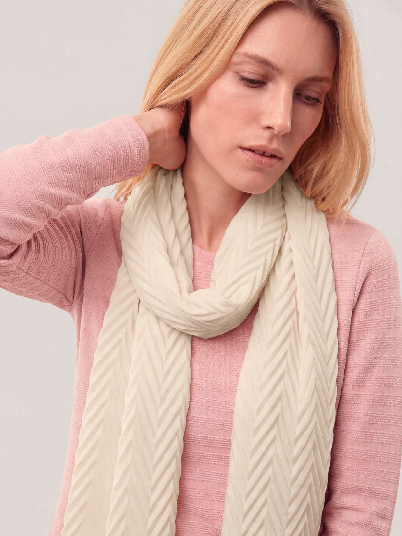 Walbusch Plissee Struktur Schal, , Farbe Beige, 01, weich modisch Damen