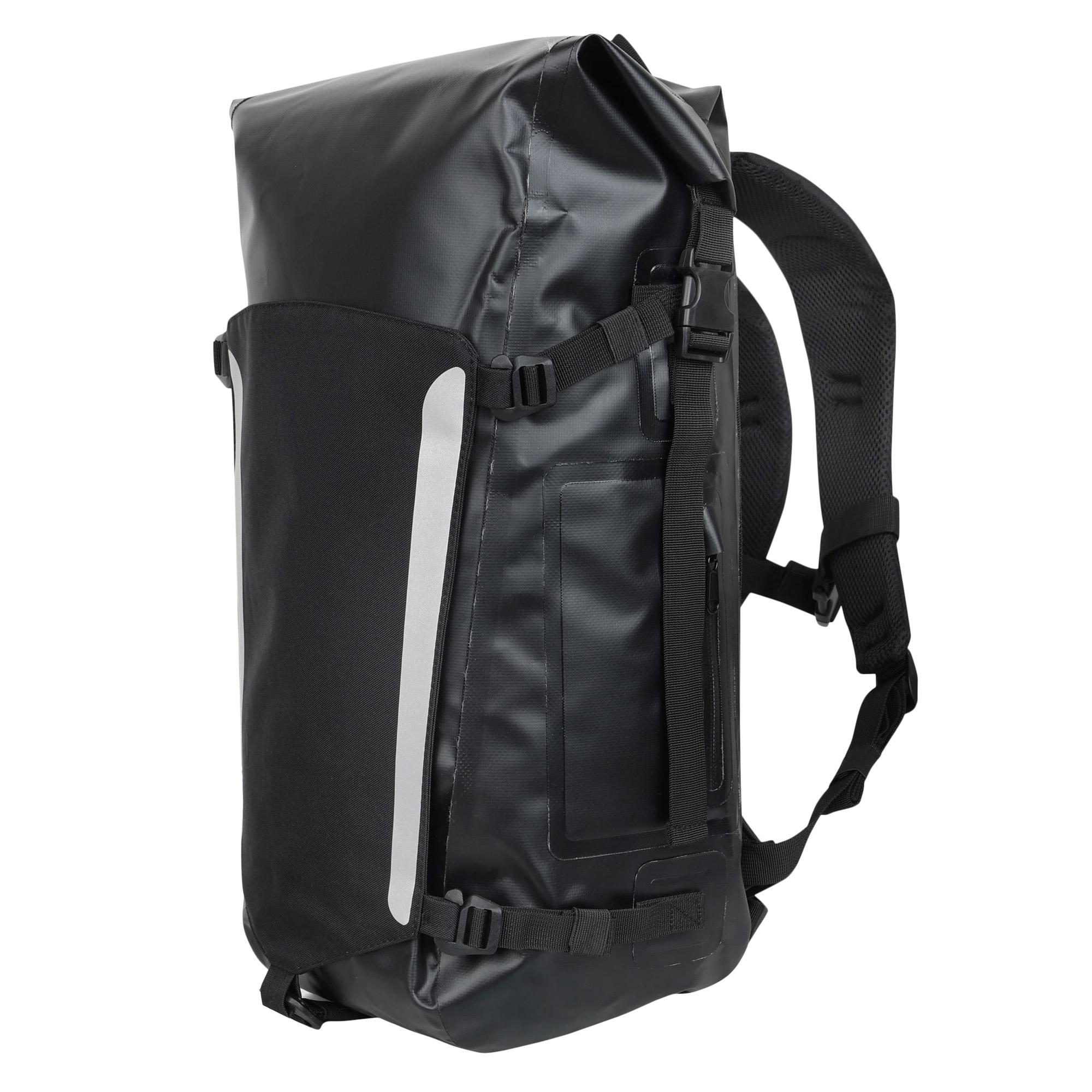 Umbro - Rucksack, Wasserfest (Schwarz)