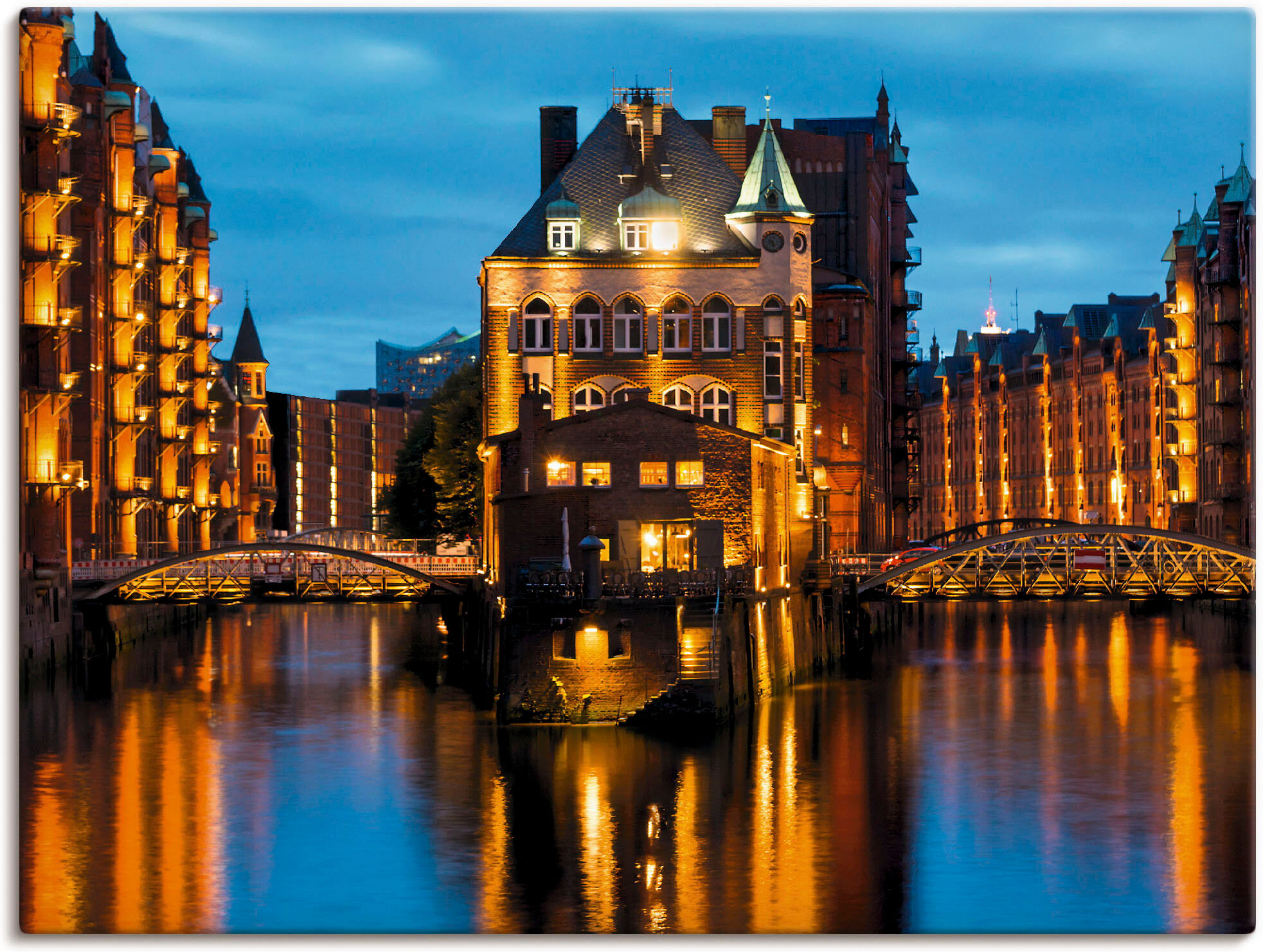 Wandbild ARTLAND "Teil der alten Speicherstadt in Hamburg", blau (farbe bild(er): blau), B:120cm H:90cm, Bilder, Wandbild, als Leinwandbild, Poster in verschied. Grössen farbe bild(er): blau B/H/T: 120cm x 90cm, Leinwandbild Deutschland Querformat, 1 Stk.