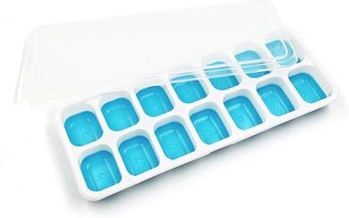 Perfect Picks Market Silicone Ice Cube Tray With Lid Easy Release Cube Cocktail Ice Mold blue 4pcs