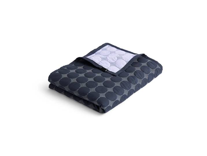 HAY Mega Dot Steppdecke organic 235 x 245 cm Midnight blue