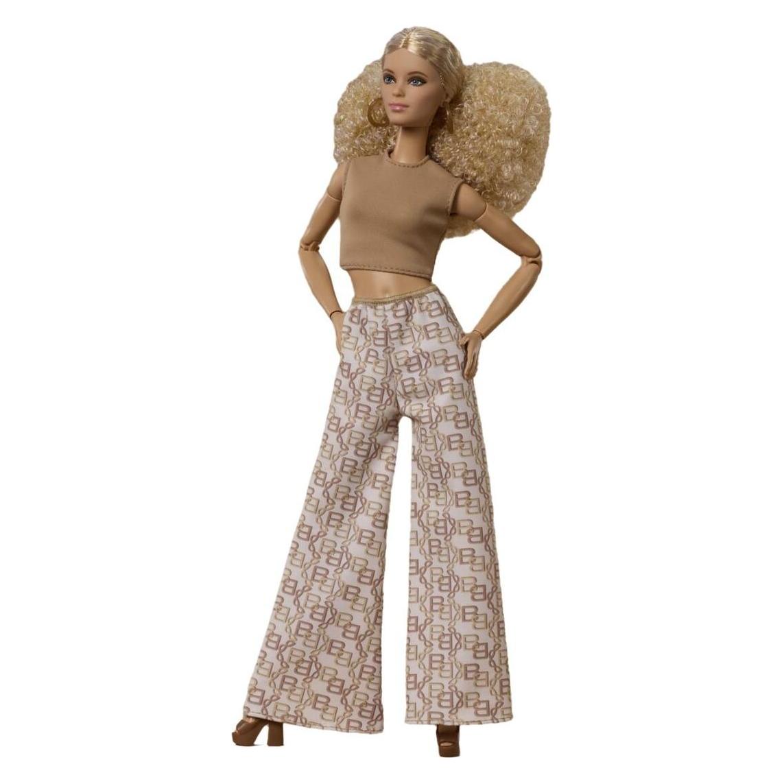 0 Barbie Signature Barbie Basics 07 (JJX26)