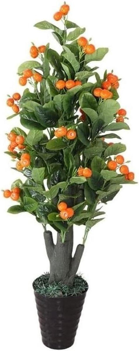 Groene kunstmatige boom voor decoratie in de woonkamer