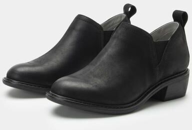 Women's Merle Slip-On Flat Heel Shoe by Alegria in Black (Size 39 M)