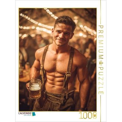 CALVENDO Puzzle Ein muskulöser, halbnackter Mann in Lederhose steht mit einem Bierkrug in der Hand im bayerischen Festzelt | 1000 Teile Lege-Größe