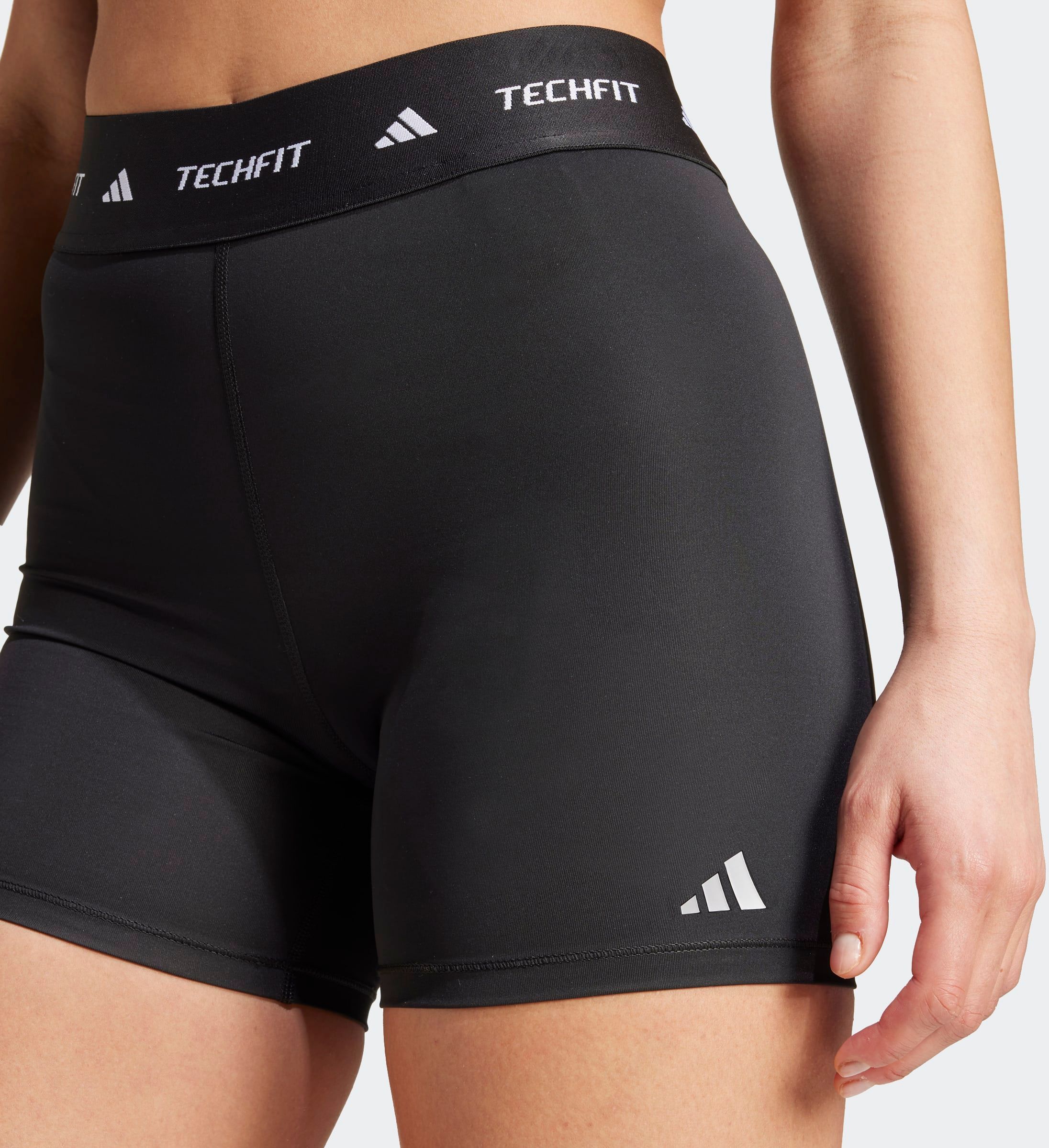 Shorts ADIDAS PERFORMANCE "TECHFIT LEGGINGS", Damen, Gr. L, Länge 5, schwarz (schwarz, innenbeinlänge ca. 13 cm), Obermaterial: 73% Polyester, 27% Elasthan, Hosen Shorts schwarz, innenbeinlänge ca. 13 cm L, Länge 5