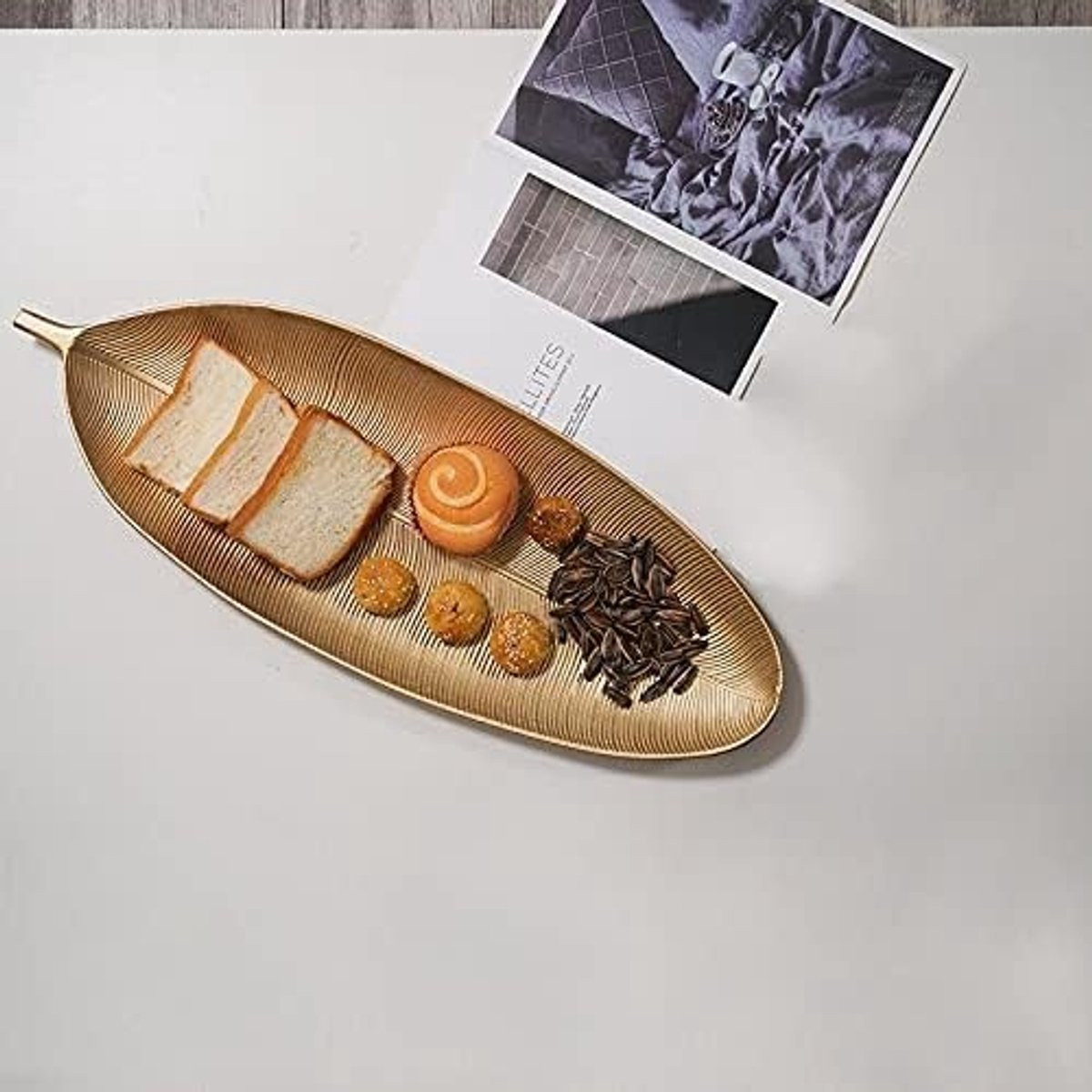 Decoratieve schaal in Scandinavische stijl, goudkleurig, voor snacks, sieraden en fruitopslag