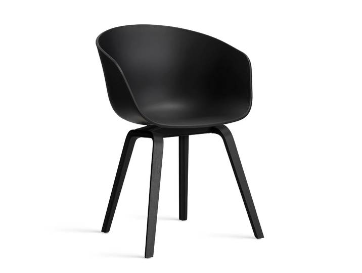 HAY About a Chair 22 2.0 Stuhl Schwarz-schwarzes Eichen­gestell