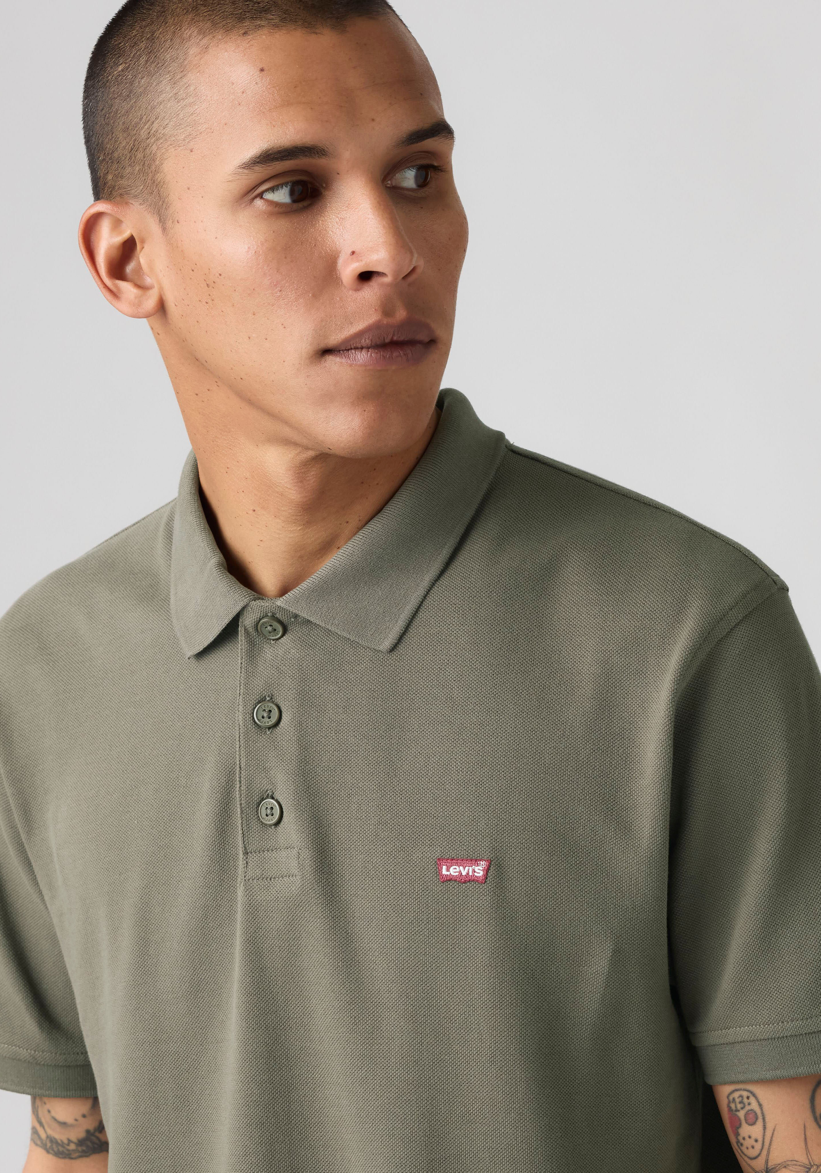 Poloshirt LEVI'S "LEVI'S HM POLO CLASSIC", Herren, Gr. L, grün (levi s hm polo classic mulled basil pique), Piqué, Obermaterial: 100% Baumwolle, unifarben, regular fit hüftbedeckend, Shirts Poloshirt, aus Piqué-Qualität levi s hm polo classic mulled basil