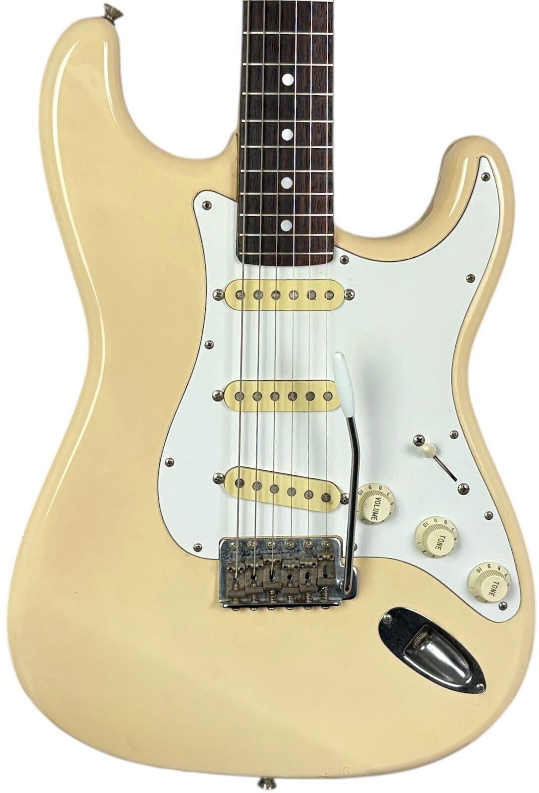Fender Japan Stratocaster 1987-1988   blanc vintage - Refurbished