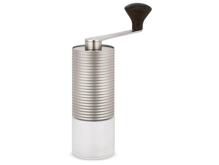 millone definite manuelle Kaffeemühle, Edelstahl, 45 g Bohnenbehälter Präzise Mahlgradeinstellung, zwei Mikrokugellager, klappbarer Griff, inkl. Ersatzglas & Reinigungsgranulat