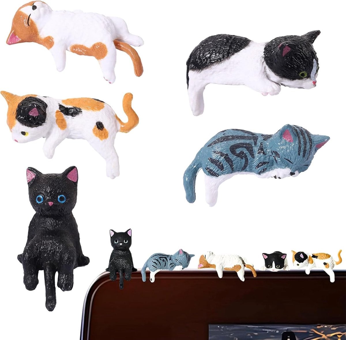 Set van 5 kleine kat beeldjes van hars voor auto interieur decoratie