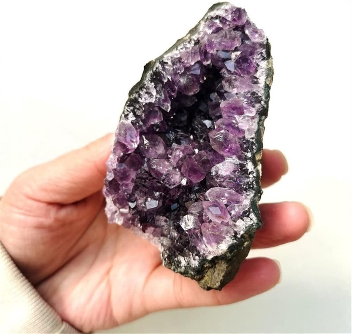 Amethist Kristal Cluster - Natuurlijke Paarse Steen voor Meditatie en Ontspanning - 500-550 gram