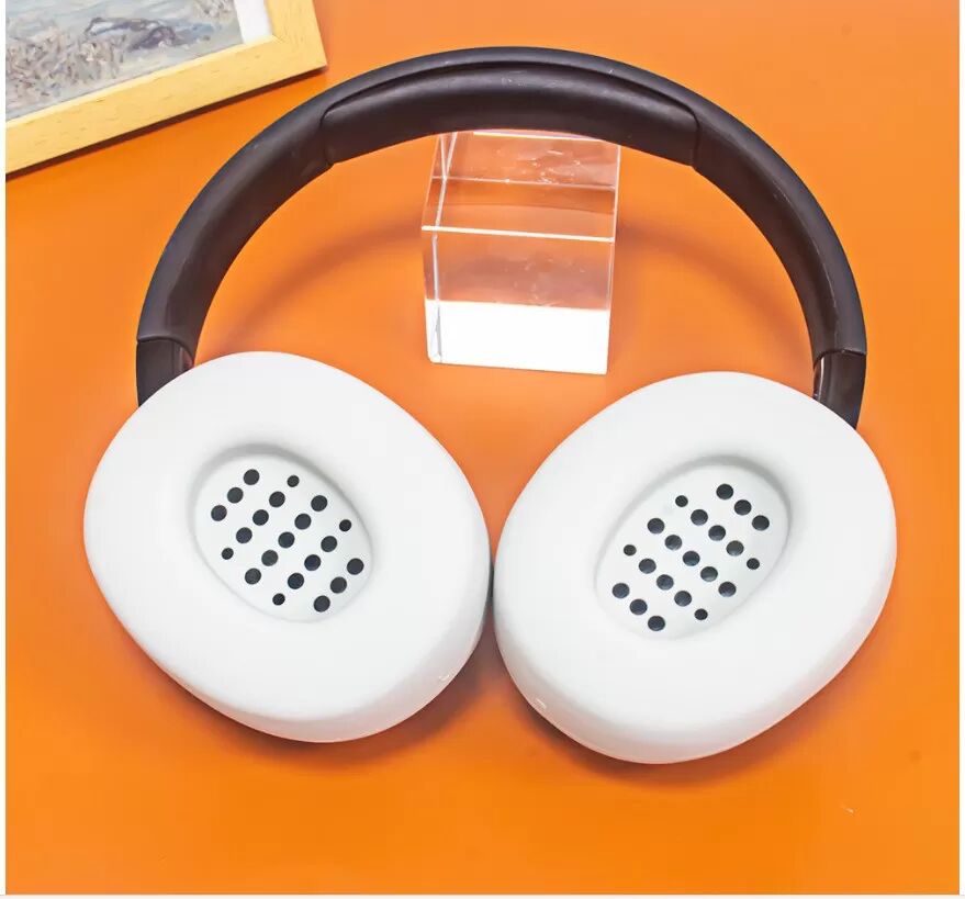INF Silikon-Ohrpolster für JBL Tune 770NC Kopfhörer - Schutz und Komfort Beige