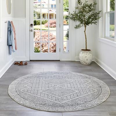 Nuloom Light Grey Aztec Print Area Rug