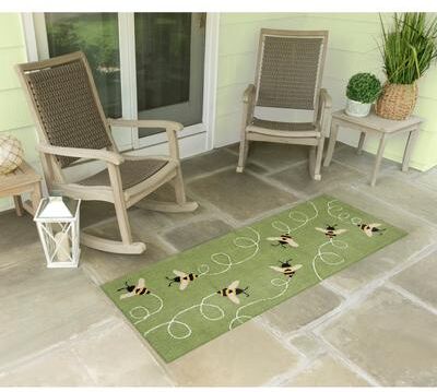 Liora Manne Lush Decor Frontporch Buzzy Bees Indoor/Outdoor Rug