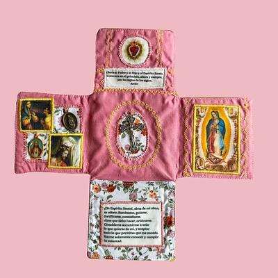 handgefertigter Taschenandachtsschrein der Faith Edition mit silbernem Kreuz inklusive kompakter Inspirationsbox tragbares Segensgeschenk für tägliche Besinnung Achtsamkeit und Unterstützung