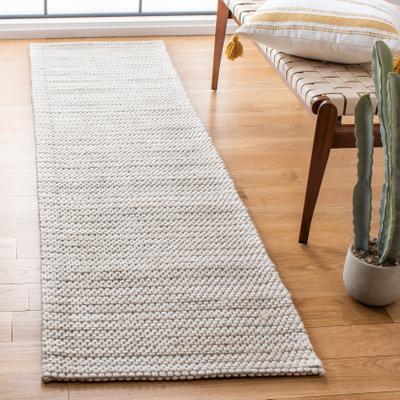 SAFAVIEH Marbella Liadain Wool Rug