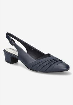 Women's Bates Pump by Easy Street in Navy (Size 8 M)