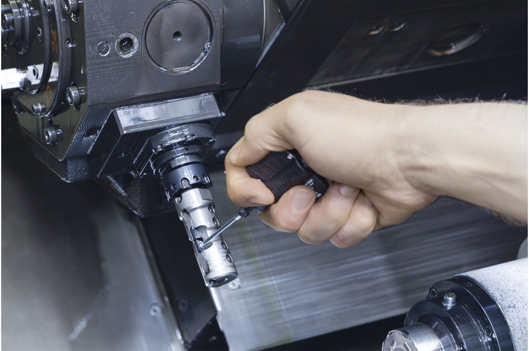 Wiha Drehmoment-Schraubendreher mit Schlüsselgriff easyTorque Key fest voreingestellte Drehmomentbegrenzung 0,9 Nm (47019))