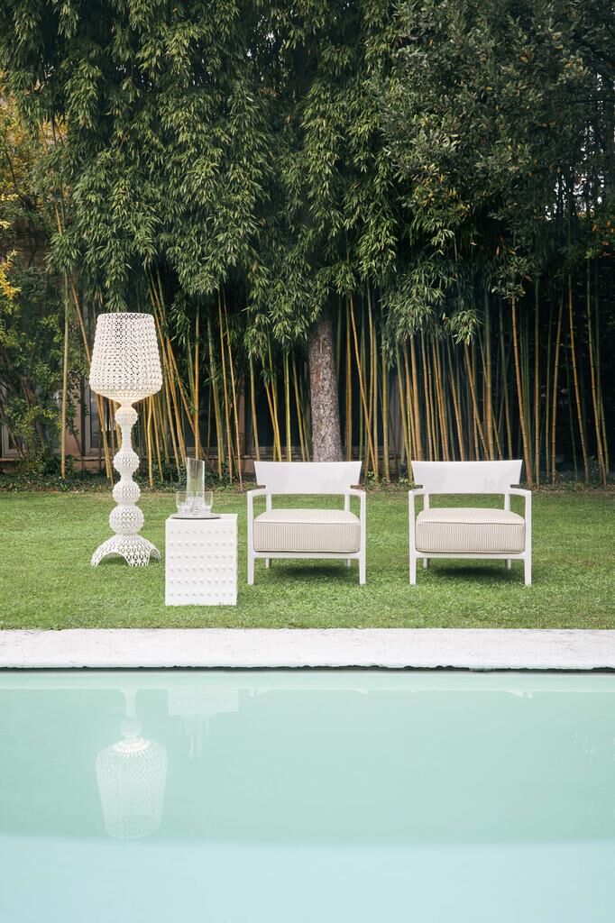 Kartell Cara Mat Outdoor Sessel (weiß / bordeauxrot) weiß / bordeauxrot