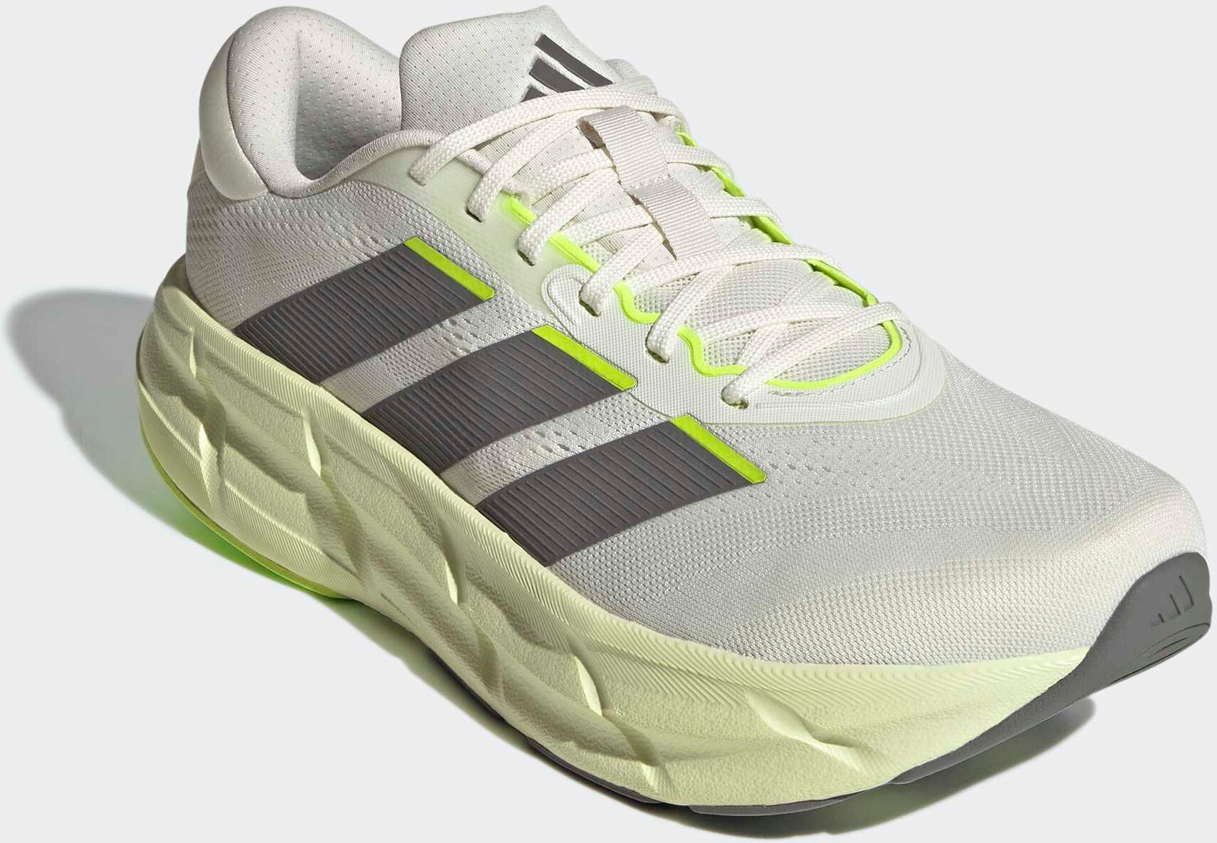 Laufschuh ADIDAS PERFORMANCE "QUESTAR 4", Herren, Gr. 42, weiß tint, grau four, signal grün, Synthetik, Textil, Schuhe Laufschuh weiß tint, grau four, signal grün 42