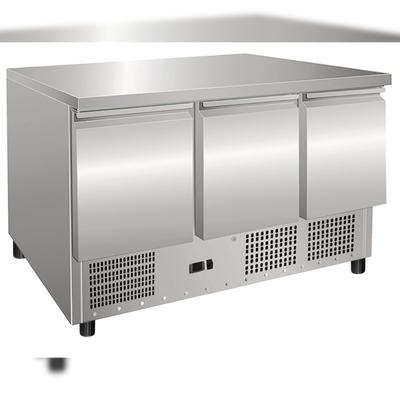 KLIMAITALIA Statische Saladettentheke aus rostfreiem Stahl. Digitales Thermometer. Automatische Abtauung. Temperatur +2°C/+8°C. Modell SALADETTES903TOP