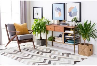 Livabliss Hand-Crafted Gary Chevron Hair On Hide Area Rug - 5' x 8' - 5' x 8'