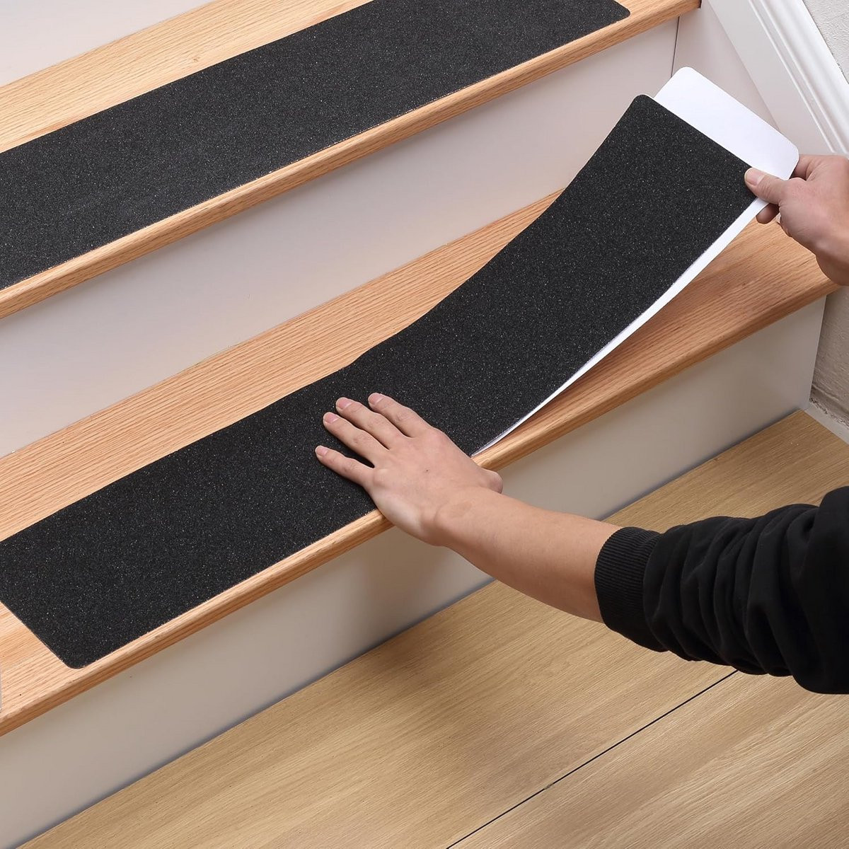 Set van 8 zwarte antislip traptreden strips voorgesneden 80 korrel
