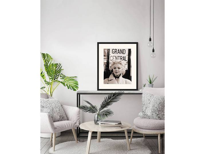 Tableau déco Marilyn Monroe V Cadre : hêtre massif verni Revêtement : plexiglas Noir 53 x 63cm