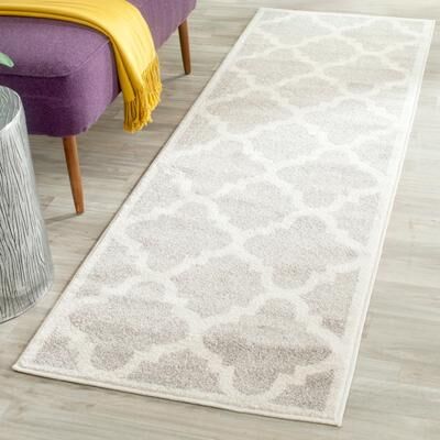SAFAVIEH Amherst Blanch Modern Rug