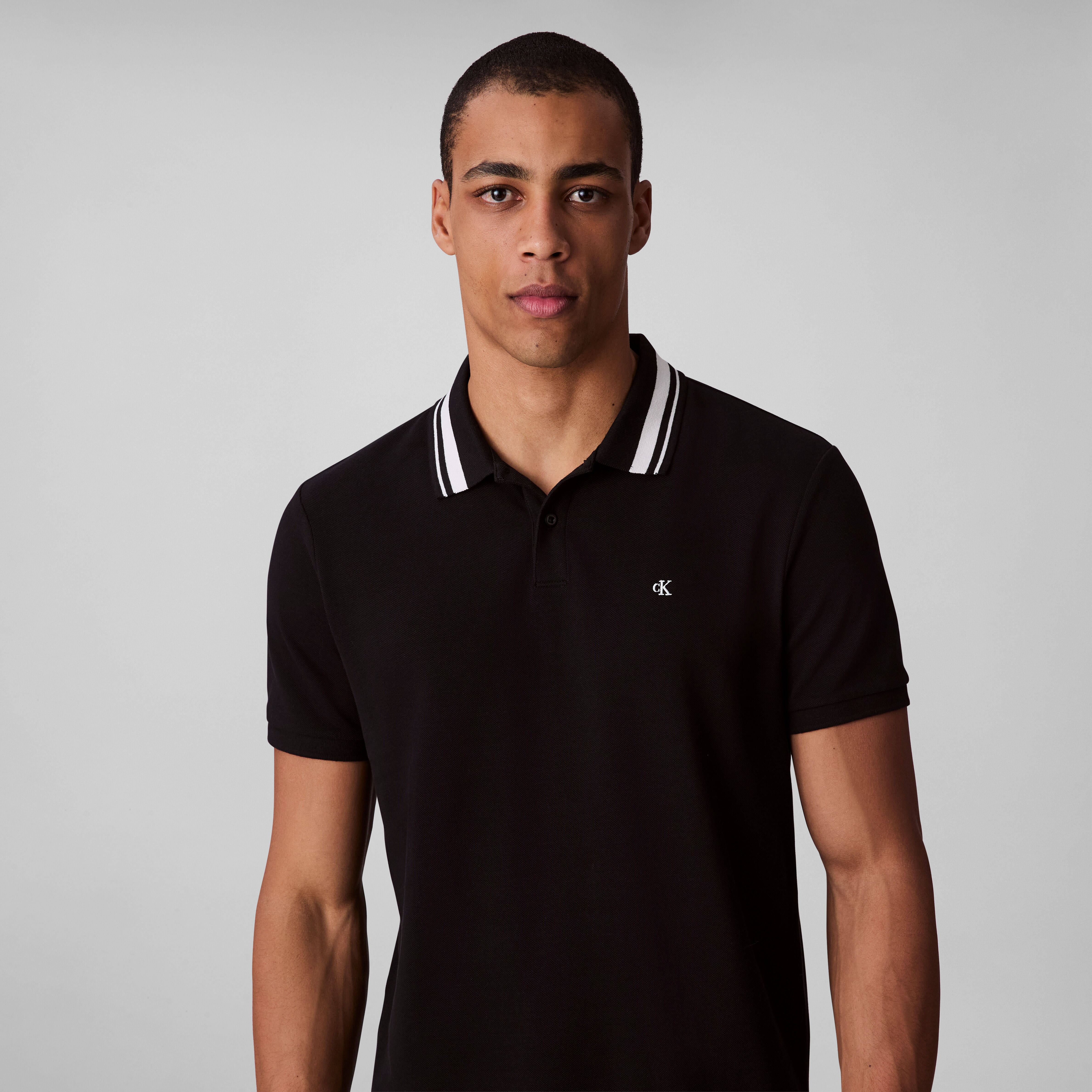 Poloshirt CALVIN KLEIN JEANS "SS CSL PQ CLSSC TPPD", Herren, Gr. S, schwarz, Jersey, Obermaterial: 100% Baumwolle, unifarben, klassisch normal, Rundhals, eingesetzt angesetztes Bündchen, Shirts Poloshirt, Mit Rundhalsausschnitt schwarz S