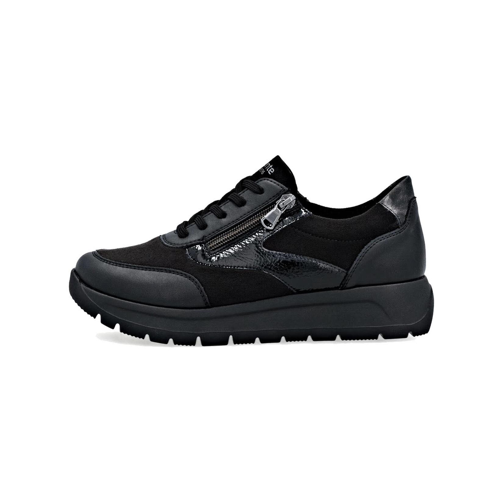 Sneaker Gr. 42