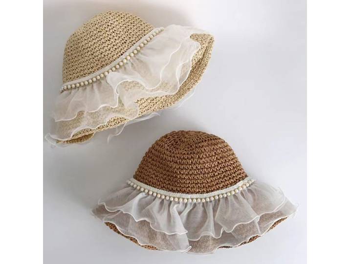 Un chapeau pare-soleil pour fille à franges en dentelle, doux et mignon pour les sorties estivales