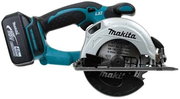 MAKITA Scie circulaire 18V LXT Ø 136 mm 2x4 Ah - DSS501RMJ