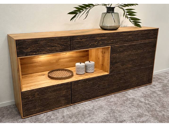 Sideboard 166x86cm 'Lignum' Wildeiche geölt & braun geschroppt inkl.Beleuchtung