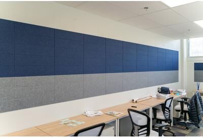 Felt Right Oxford Stripe Max   Sound Dampening Pinnable Tiles