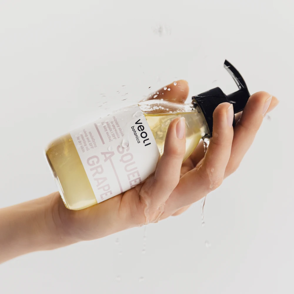 Veoli Botanica Aceite desmaquillante «Squeeze a Grape» 150mL