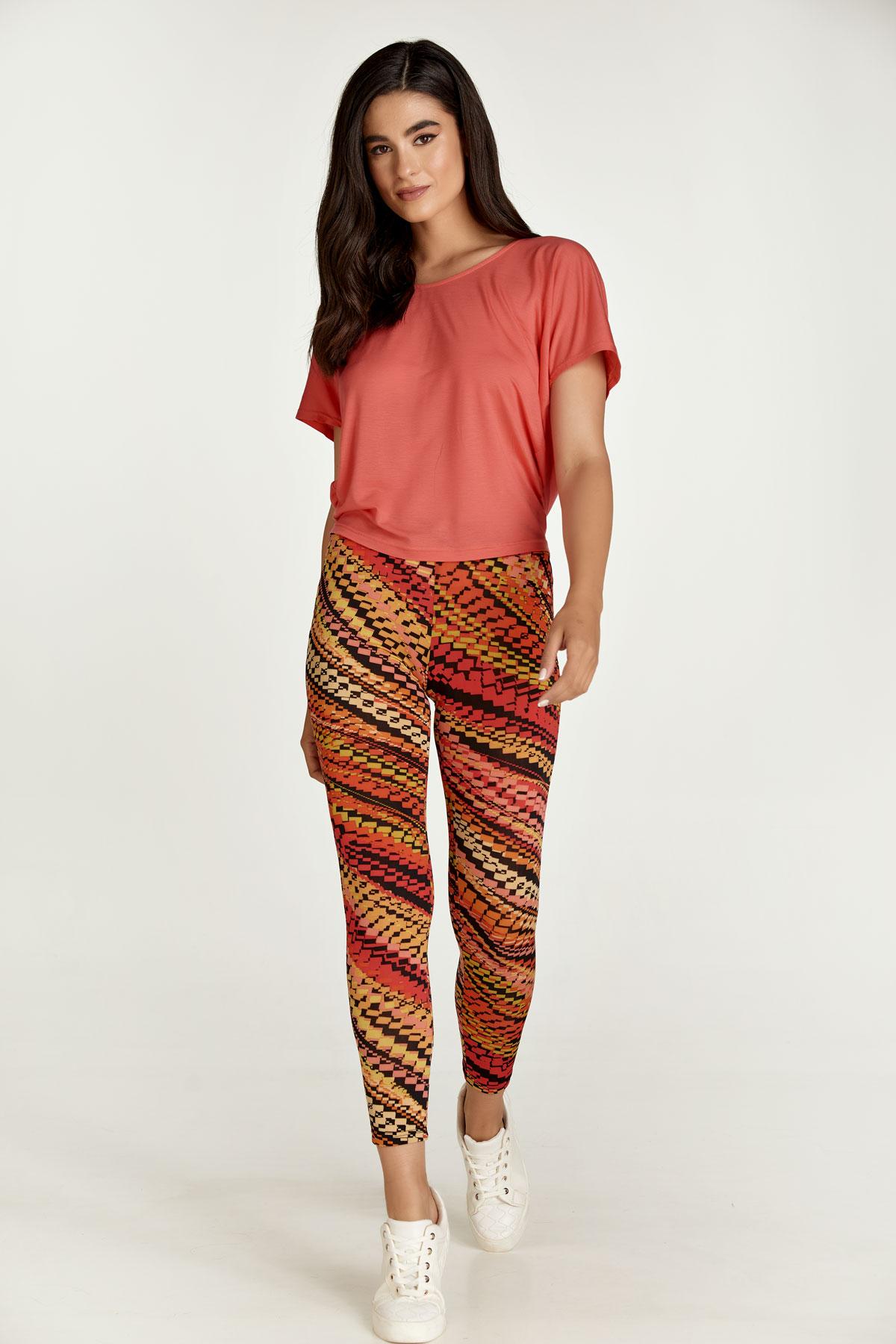 Rode legging met meerkleurige print